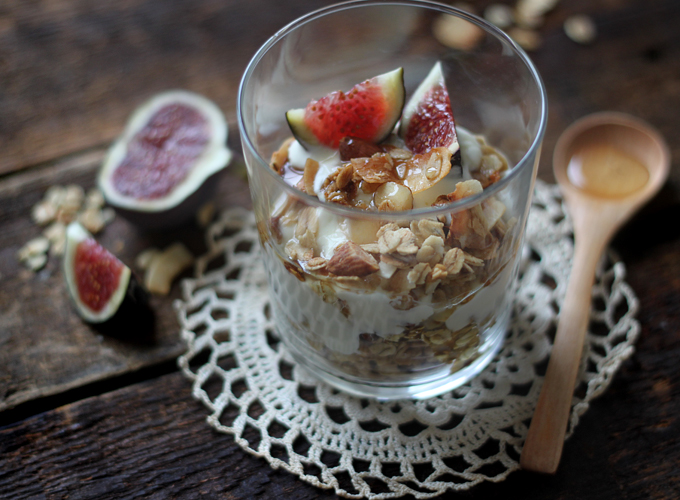 last minute DIY gift: gourmet granola