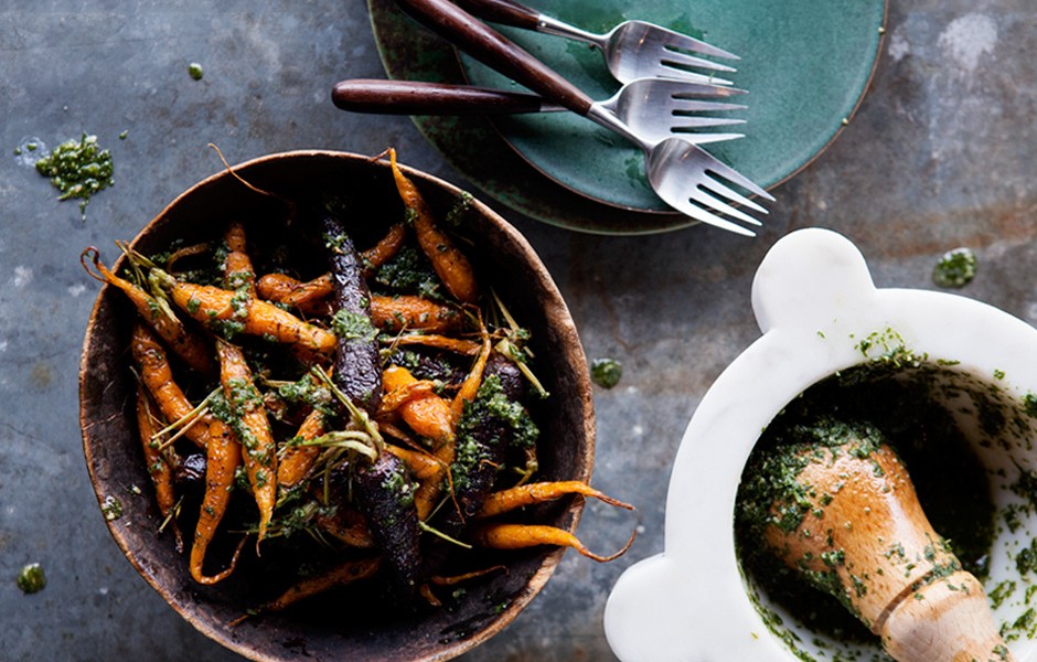 roasted-carrots-with-carrot-top-pesto-940×600